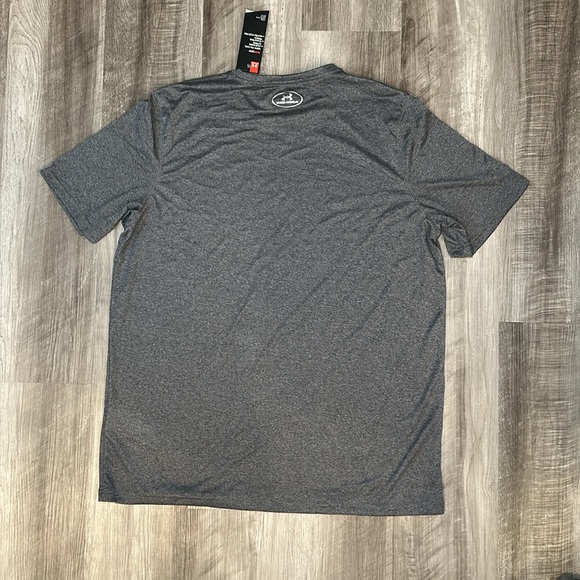 Under Armour Loose HeatGear Tee - Large - Picture 3 of 6